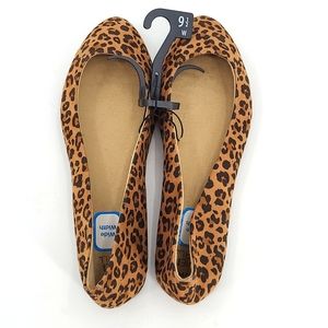 Time and Tru 9.5W brown black cheetah animal print slip on flats cute casual
